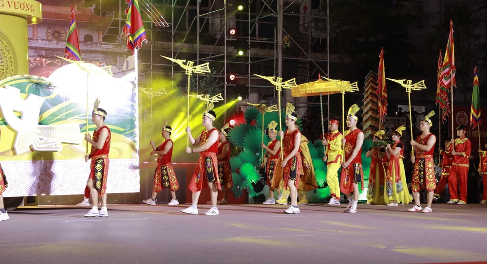 Giỗ Tổ Hùng Vương - điểm tựa cho khát vọng phát triển - Ảnh 2.