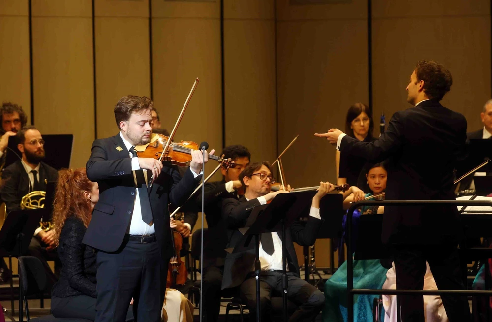 Chương trình hòa nhạc “Tinh hoa Pháp” tại Hà Nội - Ảnh 6.