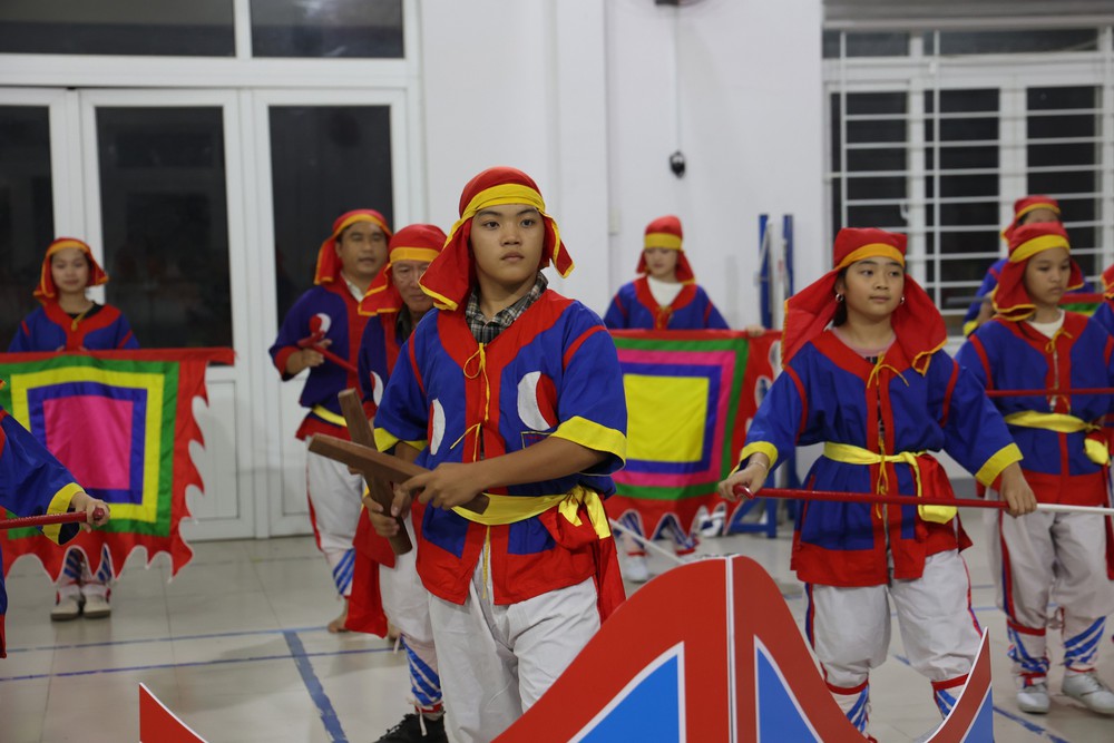 Giữ gìn văn hóa vùng biển qua điệu hò bả trạo - Ảnh 3.