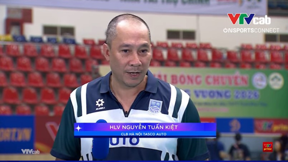 HLV Tuấn Kiệt tiết lộ 'bí kíp' giúp đội nhà vô địch Cúp Hùng Vương 2026 - Ảnh 1.