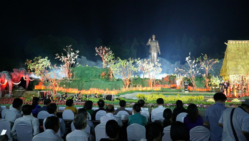 Âm vang đại ngàn trong đêm hội “Đại ngàn Reo" - Ảnh 1.