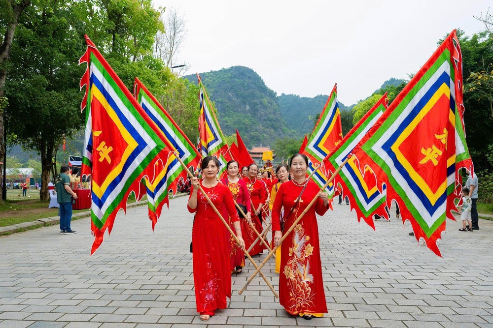 Tưng bừng các hoạt động lễ hội, trải nghiệm đặc sắc trên cả nước trong kỳ nghỉ lễ - Ảnh 5.