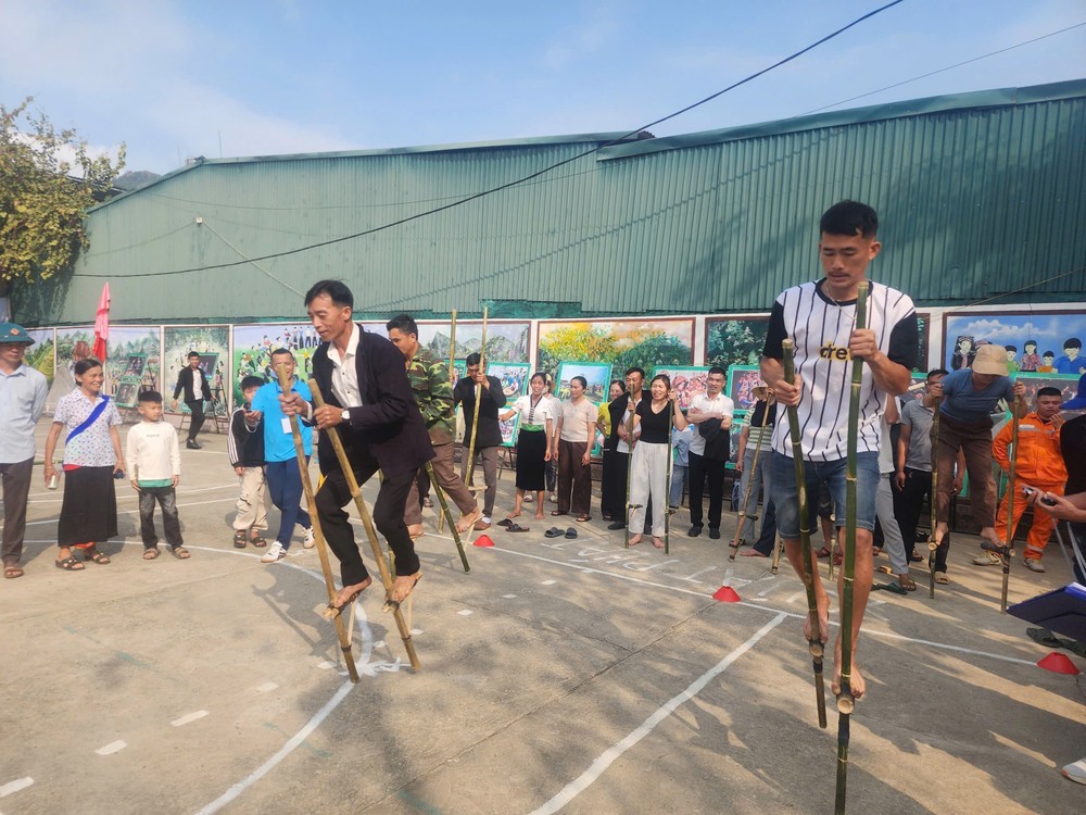 Lễ hội Then Kin Pang với chủ đề Lời Then vọng mãi giữa đại ngàn - Ảnh 8.