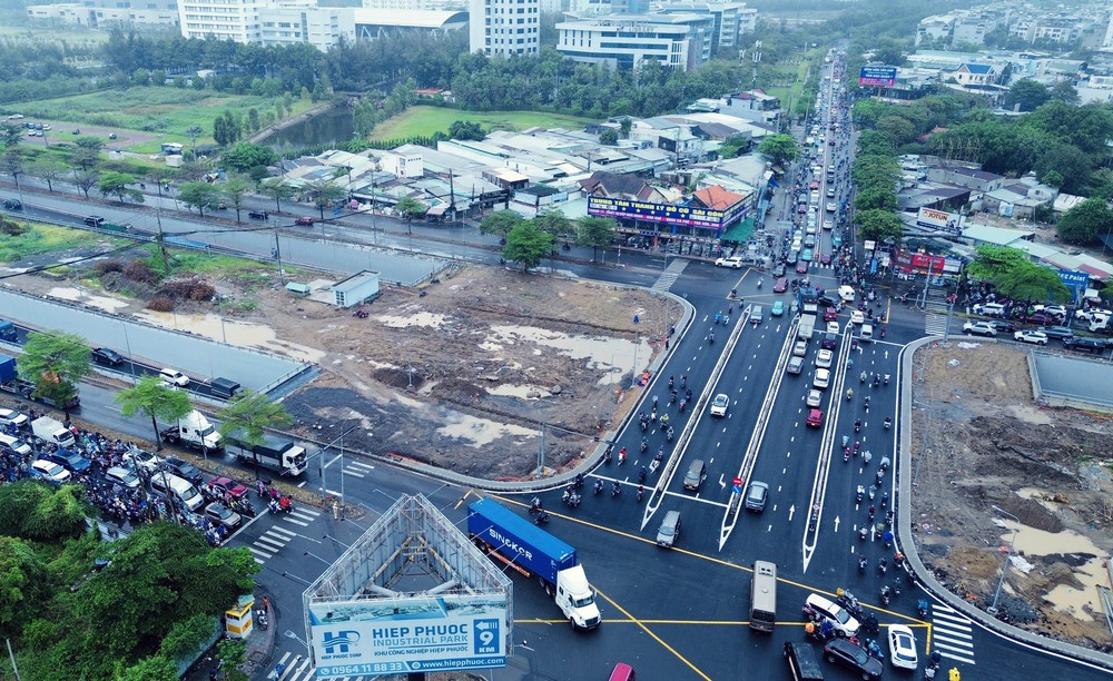 51 thống nhất đất nước: Thành phố Hồ Chí Minh - tái cấu trúc không gian, nâng tầm phát triển - Ảnh 2.