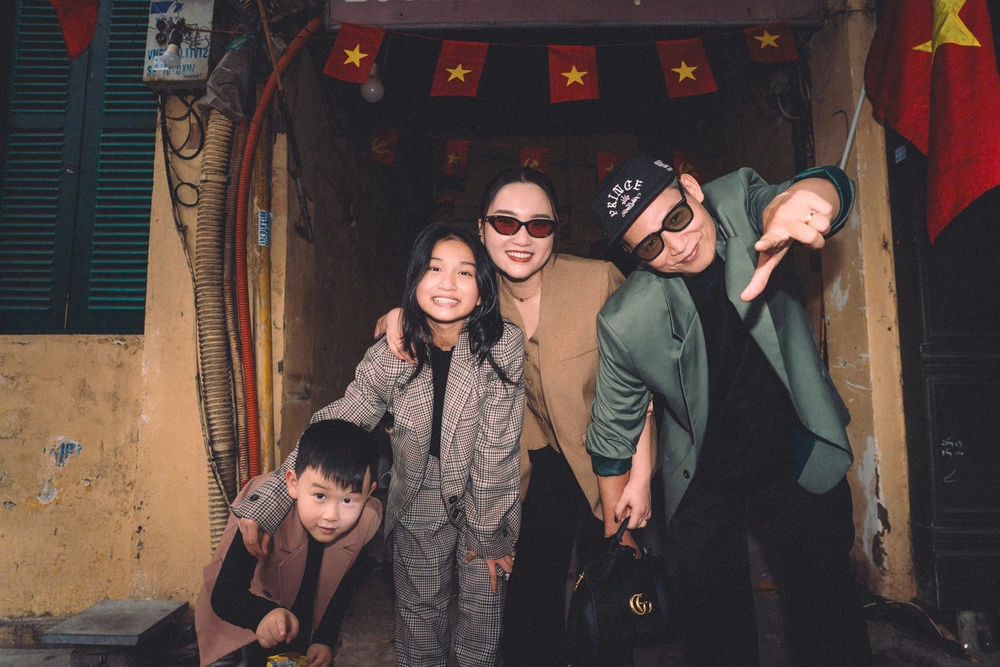 Con gái của trưởng nhóm Big Toe giành 'cơn mưa' giải thưởng Dancesport - Ảnh 2.