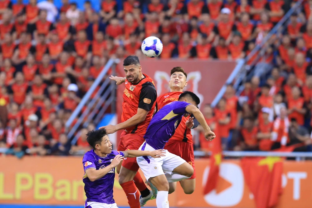 Sự việc - Ý kiến: Đá khoán!  - Ảnh 1.