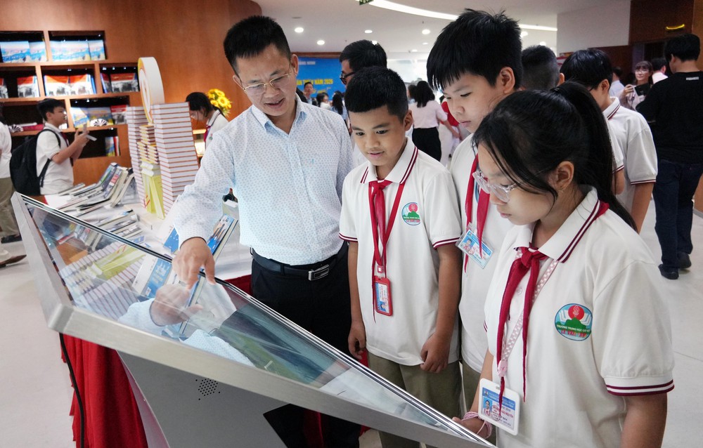 Phát triển ngành xuất bản Việt Nam trong kỷ nguyên số (Kỳ 5 & hết): Hướng tới xây dựng "hệ sinh thái" xuất bản số - Ảnh 2.