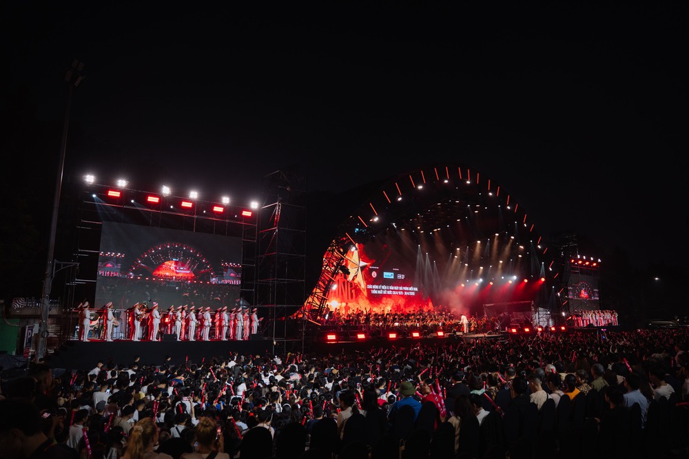 “Giao hưởng non sông” - Bước chuyển mình táo bạo của Âm nhạc hàn lâm Việt - Ảnh 1.