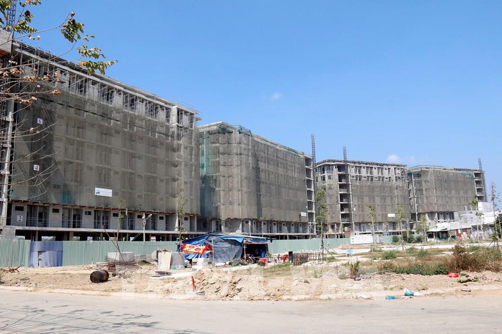 Cả nước khởi công vượt 44% chỉ tiêu về nhà ở xã hội - Ảnh 1.