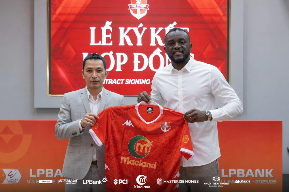 Tin nóng bóng đá Việt hôm nay 30/4: U17 Việt Nam sẵn sàng gặp Thái Lan; Nguyễn Tài Lộc hết mình vì bóng đá Việt Nam - Ảnh 3.