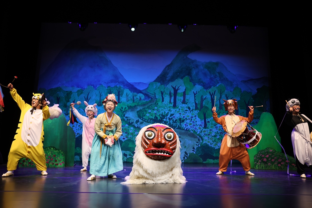 Nhạc kịch Hàn Quốc tương tác cho thiếu nhi lần đầu đến Việt Nam - Ảnh 2.