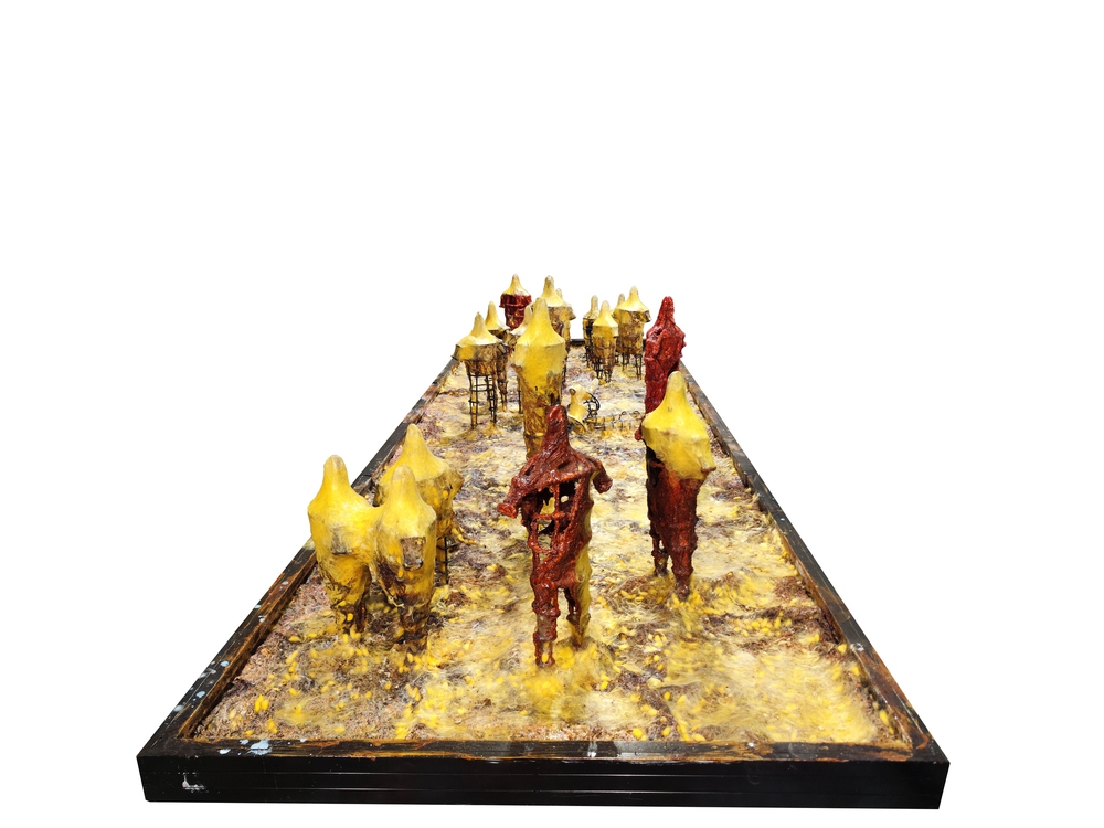 Nghệ sĩ Lê Hữu Hiếu mang triển lãm cá nhân "Tằm" tới Venice Art Biennale lần thứ 61 - Ảnh 4.