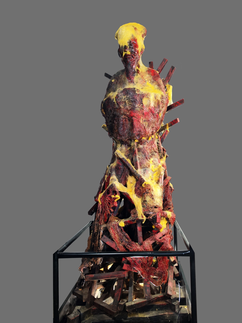 Nghệ sĩ Lê Hữu Hiếu mang triển lãm cá nhân "Tằm" tới Venice Art Biennale lần thứ 61 - Ảnh 8.