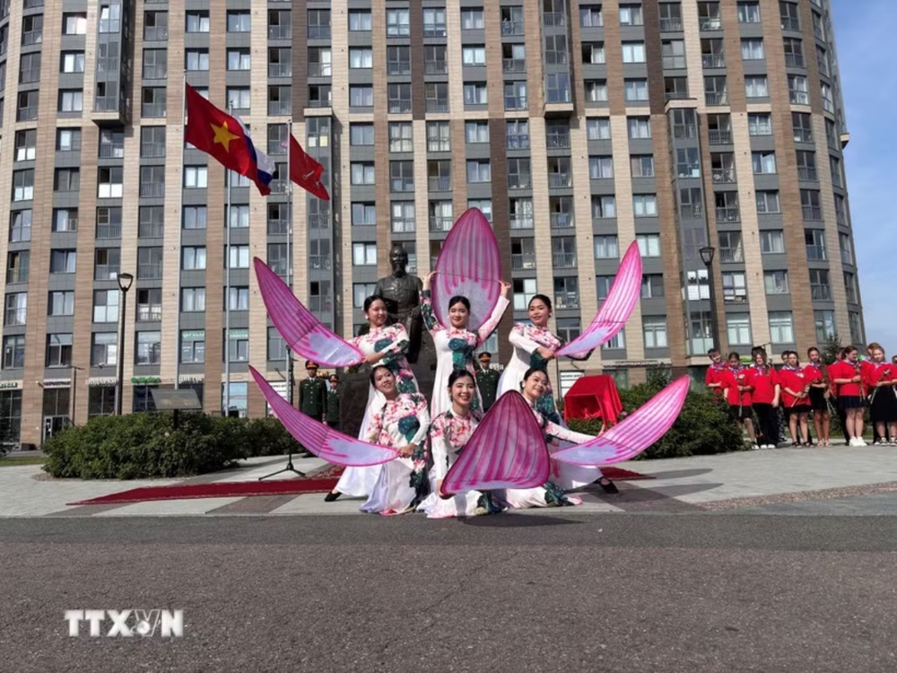 Tôn vinh tiếng Việt: Lớp học đặc biệt giữ gìn nguồn cội và lan tỏa giá trị Việt Nam - Ảnh 1.