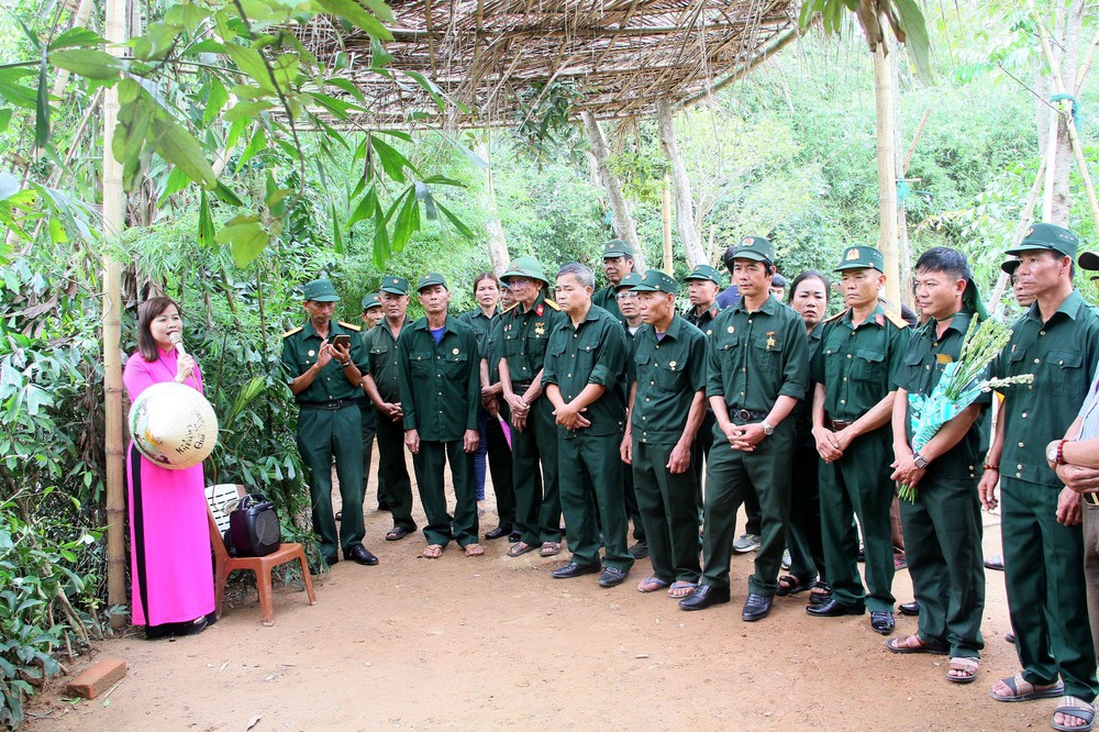 Hàng ngàn du khách về Khu di tích quốc gia đặc biệt Kim Liên - Ảnh 5.