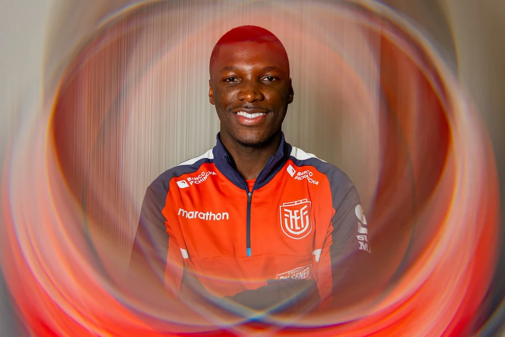 Cầu thủ thứ ba bóng gió rời Chelsea - Ảnh 1.