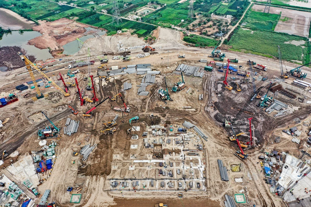 Hà Nội: Nhộn nhịp trên công trường dự án sân vận động Trống Đồng - Ảnh 5.