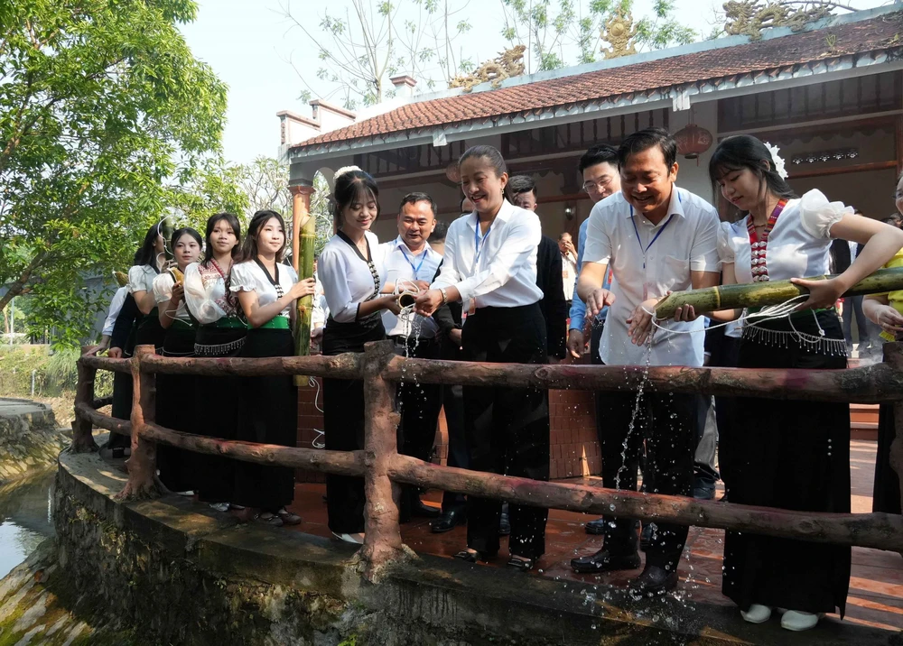 Lễ hội Nàng Han - nét đẹp văn hóa của đồng bào dân tộc Thái trắng - Ảnh 4.