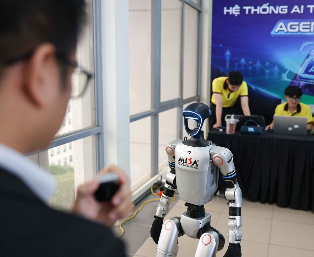 AI Day 2026 - Thúc đẩy năng lực AI cho Việt Nam trong kỷ nguyên kinh tế trí tuệ nhân tạo - Ảnh 7.