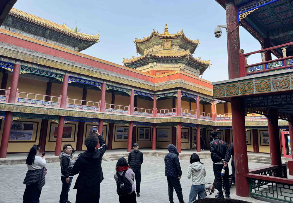 Khám phá 'tiểu cung điện Potala' ở Hà Bắc, Trung Quốc - Ảnh 7.