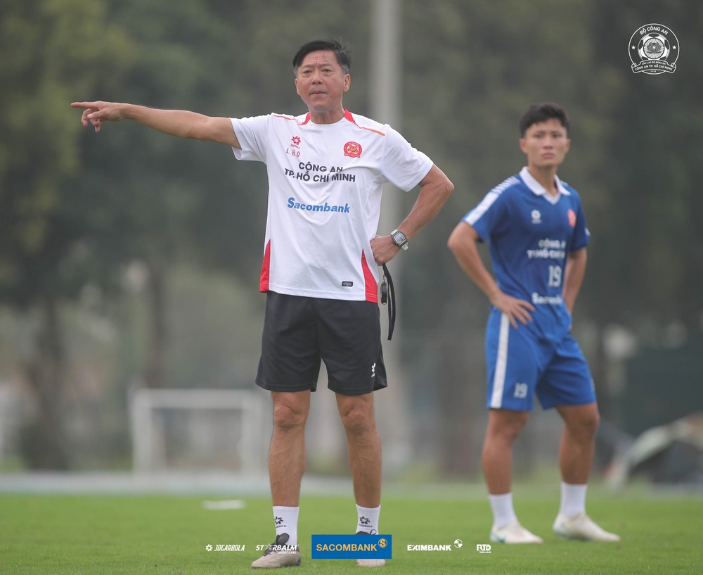 Tin nóng bóng đá Việt hôm nay 6/4: Xuân Son hạnh phúc khi ghi bàn cho CLB Nam Định; HLV Popov không hài lòng về trọng tài - Ảnh 2.