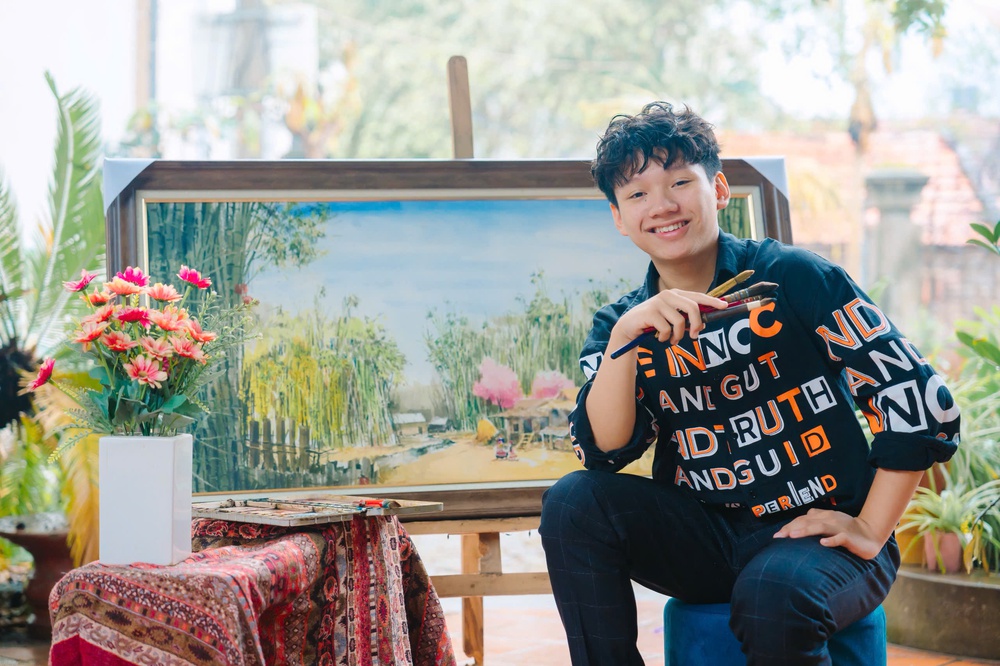 Vui chơi trong thế giới hội họa cùng "bà giáo" Quế Chi và họa sĩ trẻ Nguyễn Đăng Hải Nam - Ảnh 4. Nguyễn Đăng Hải Nam