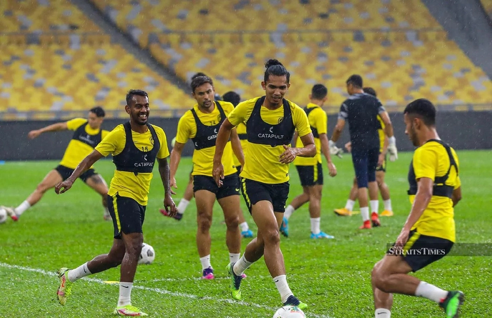 Giải pháp cho bóng đá Malaysia: 'Không cần nhập tịch để vượt đội tuyển Việt Nam' - Ảnh 1. Giải pháp cho bóng đá Malaysia: 'Không cần nhập tịch để vượt đội tuyển Việt Nam' - Ảnh 1.