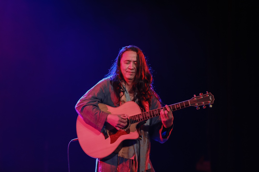 Nhạc sĩ Lê Minh Sơn: Giải thưởng Cống hiến góp phần định hình giá trị trong đời sống âm nhạc - Ảnh 3.