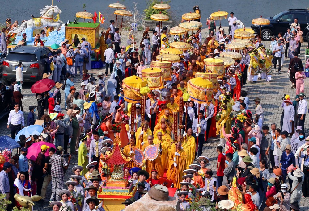 Lễ hội Quán Thế Âm, Ngũ Hành Sơn: Kết nối di sản với phát triển du lịch bền vững - Ảnh 4.