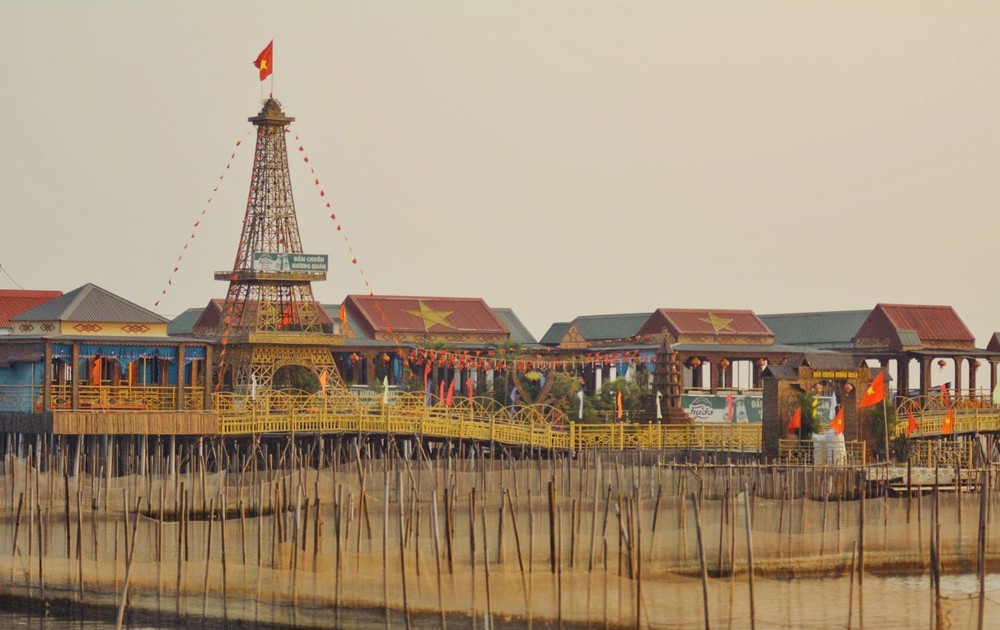 Ngắm bình minh trên phá Tam Giang (Huế) - Ảnh 1.