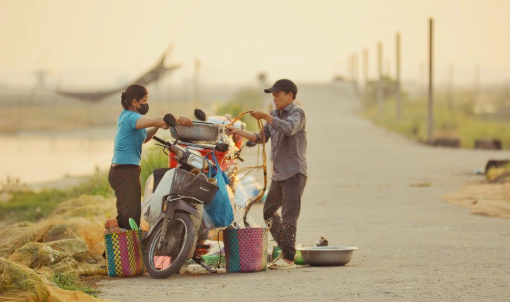 Ngắm bình minh trên phá Tam Giang (Huế) - Ảnh 9.