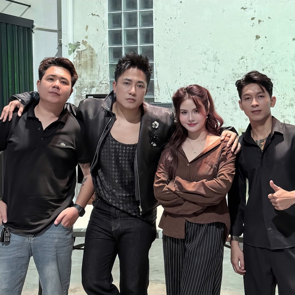 Châu Khải Phong bất ngờ khi “Bên ấy em có ai rồi” bùng nổ đầu năm 2026 - Ảnh 2.