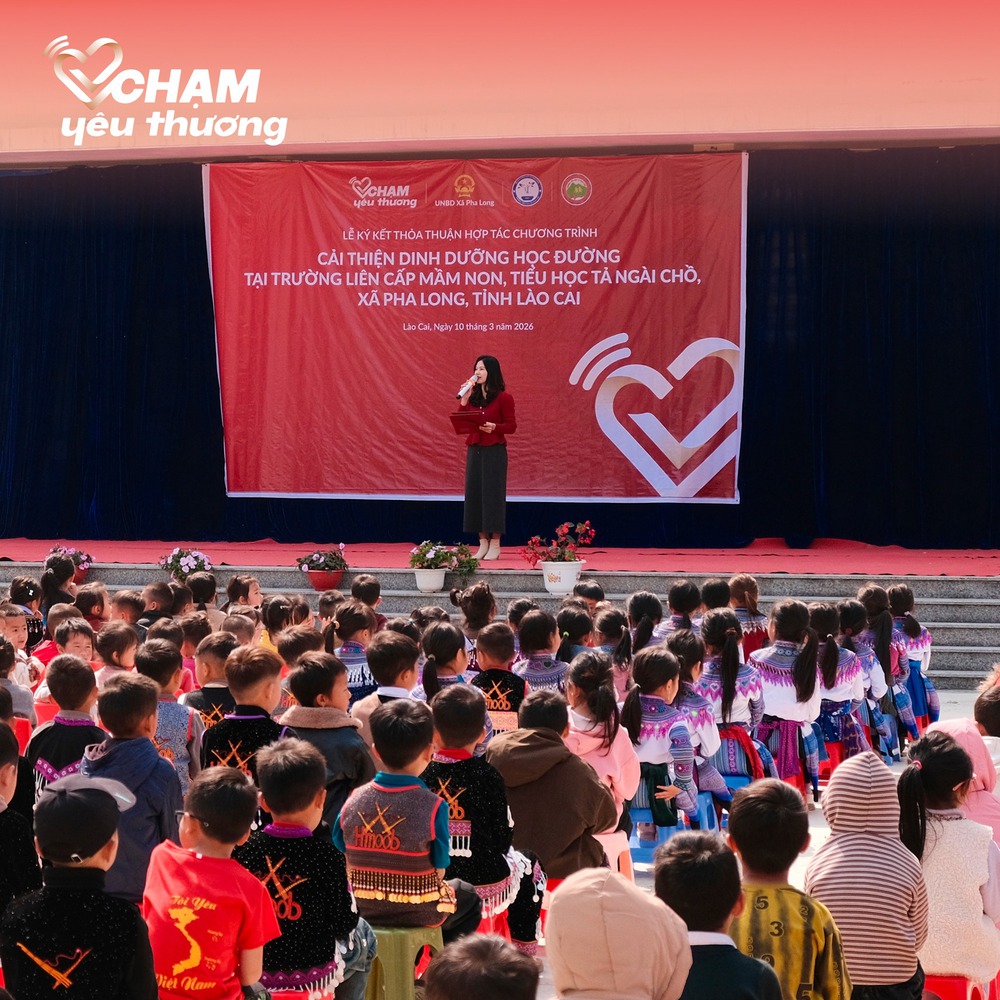 Quỹ Chạm yêu thương và hành trình chăm sóc sức khỏe cho 613 trẻ em vùng cao Lào Cai - Ảnh 1. Quỹ Chạm yêu thương và hành trình chăm sóc sức khỏe cho 613 trẻ em vùng cao Lào Cai - Ảnh 1.