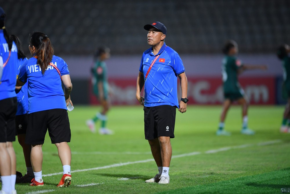 Tin nóng bóng đá Việt hôm nay 8/4: HLV U20 nữ Việt Nam hy vọng đi tiếp; Thái Lan đánh giá cao futsal Việt Nam - Ảnh 1.