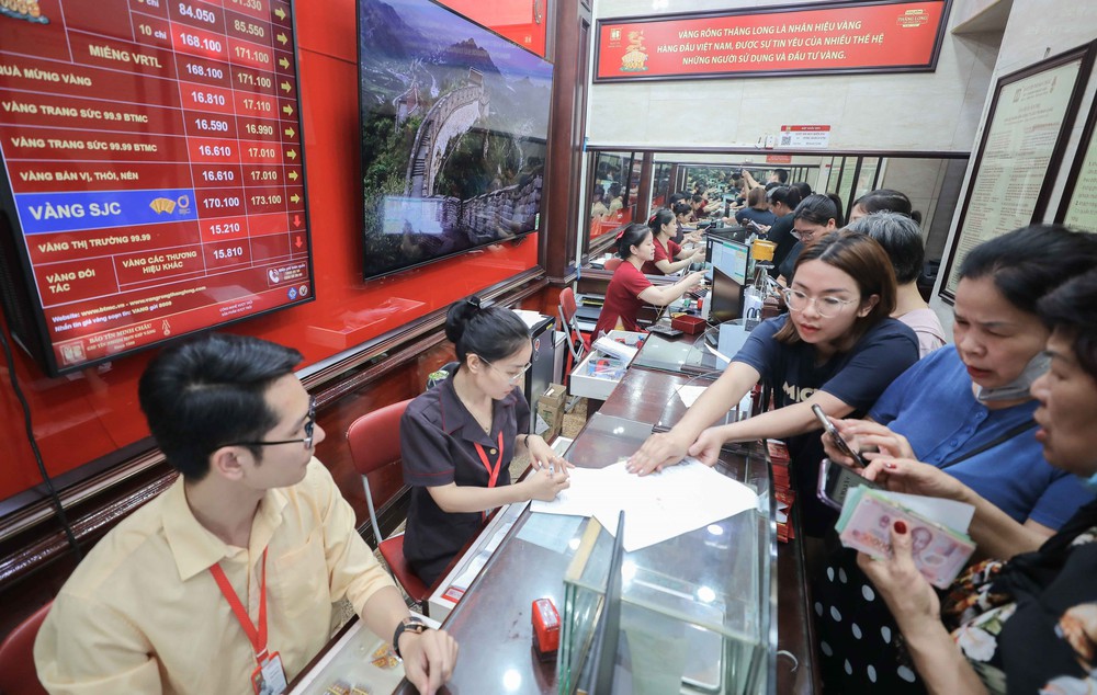 Bảo Tín Minh Châu đảm bảo quyền lợi khách hàng giao dịch vàng - Ảnh 19.