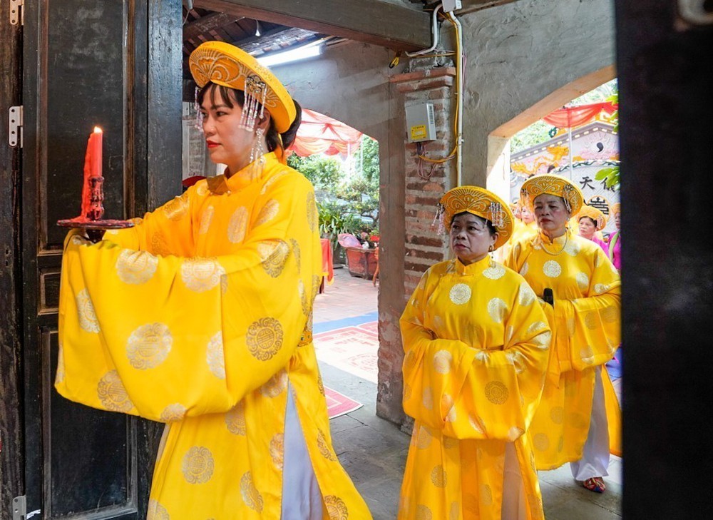 Hội đền, chùa Bà Tấm - tri ân công đức Hoàng Thái hậu Ỷ Lan - Ảnh 4. Hội đền, chùa Bà Tấm - tri ân công đức Hoàng Thái hậu Ỷ Lan - Ảnh 4.