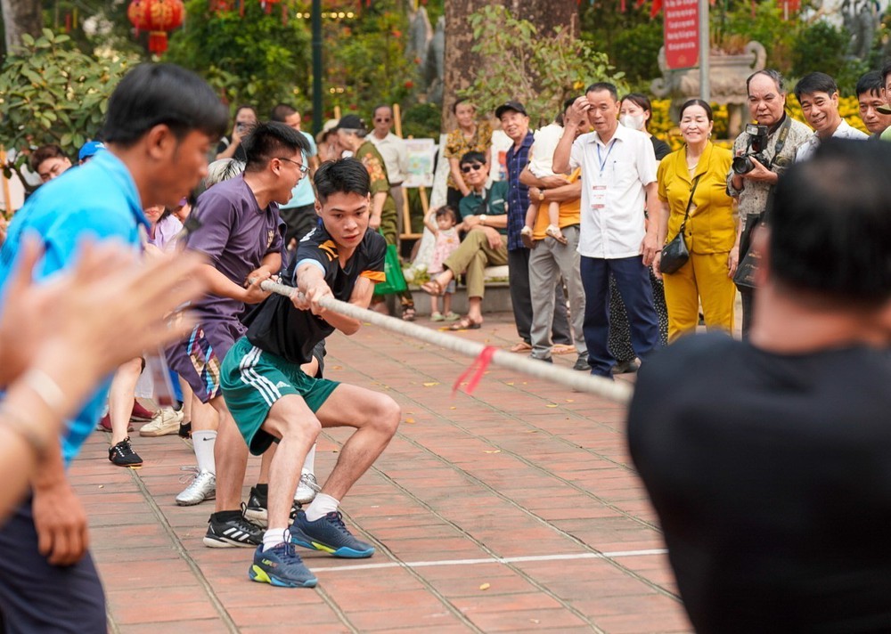Hội đền, chùa Bà Tấm - tri ân công đức Hoàng Thái hậu Ỷ Lan - Ảnh 11. Hội đền, chùa Bà Tấm - tri ân công đức Hoàng Thái hậu Ỷ Lan - Ảnh 11.