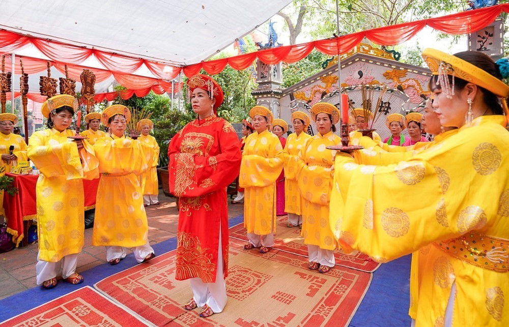 Hội đền, chùa Bà Tấm - tri ân công đức Hoàng Thái hậu Ỷ Lan - Ảnh 2. Hội đền, chùa Bà Tấm - tri ân công đức Hoàng Thái hậu Ỷ Lan - Ảnh 2.