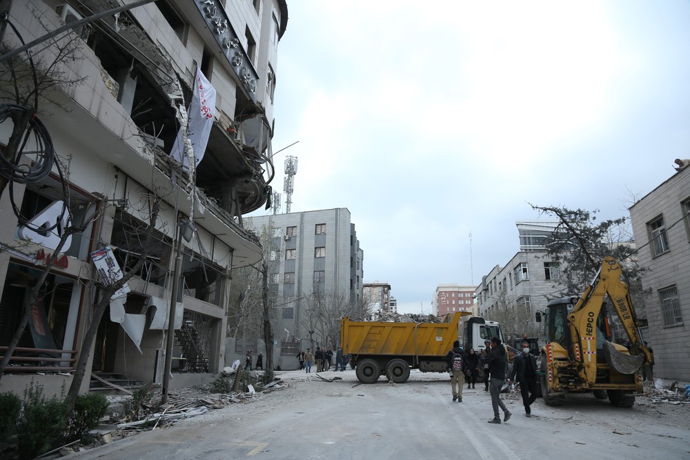 Xung đột tại Trung Đông: Mỹ cảnh báo tấn công cơ sở hạ tầng dân sự của Iran trong 4 giờ - Ảnh 1.