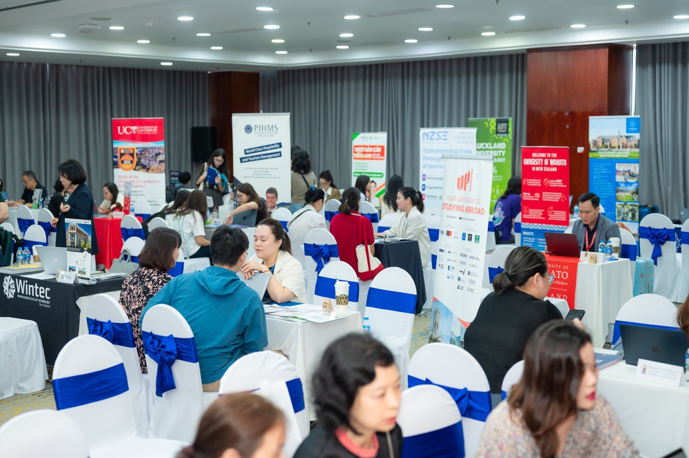 Các Học viện Kinh doanh, Công nghệ và Kỹ thuật New Zealand hợp tác giáo dục với Việt Nam - Ảnh 4.