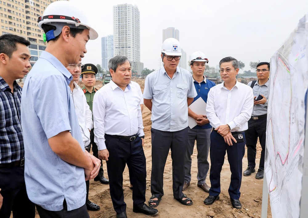 Hà Nội đẩy nhanh tiến độ 2 dự án khẩn cấp chống ngập, bổ cập nước sông Tô Lịch - Ảnh 3. Hà Nội đẩy nhanh tiến độ 2 dự án khẩn cấp chống ngập, bổ cập nước sông Tô Lịch - Ảnh 3.