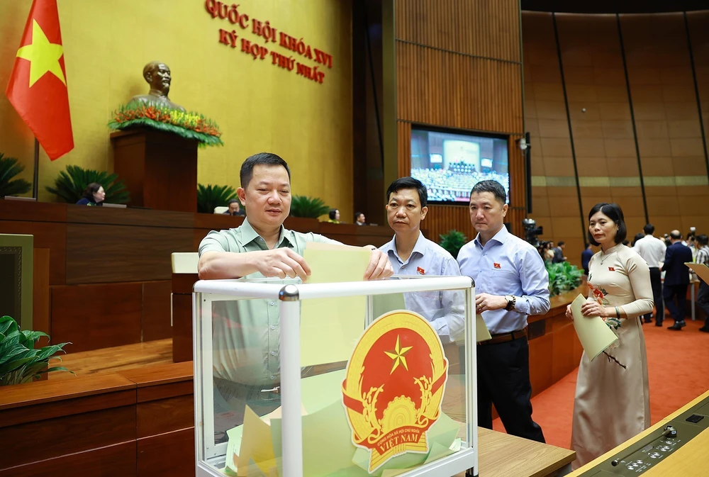 Kỳ họp thứ Nhất, Quốc hội khoá XVI: Quốc hội tiếp tục thực hiện công tác nhân sự - Ảnh 13. Kỳ họp thứ Nhất, Quốc hội khoá XVI: Quốc hội tiếp tục thực hiện công tác nhân sự - Ảnh 13.