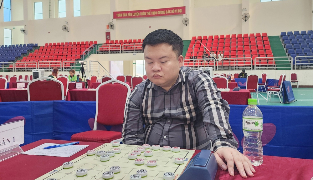 Hà Văn Tiến vô địch quốc gia 2026, tạo nên cuộc đổi ngôi lịch sử của cờ tướng Việt Nam - Ảnh 1. Hà Văn Tiến vô địch quốc gia 2026, tạo nên cuộc đổi ngôi lịch sử của cờ tướng Việt Nam - Ảnh 1.