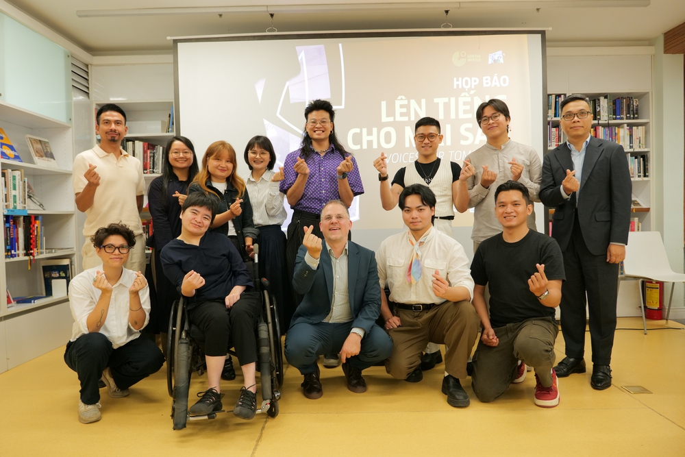 "Voices for Tomorrow": Kể chuyện phát triển bền vững bằng phim tài liệu - Ảnh 1. "Voices for Tomorrow": Kể chuyện phát triển bền vững bằng phim tài liệu - Ảnh 1.