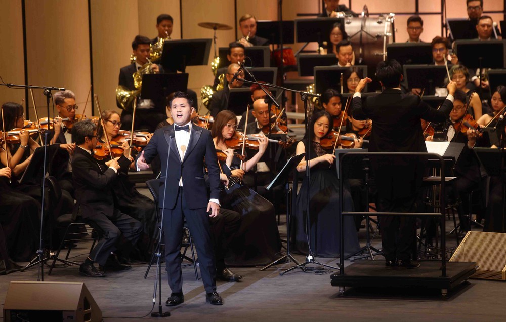 “Tổ quốc trong tim” - Bản hoà ca của niềm tự hào và khát vọng phát triển - Ảnh 4. “Tổ quốc trong tim” - Bản hoà ca của niềm tự hào và khát vọng phát triển - Ảnh 4.