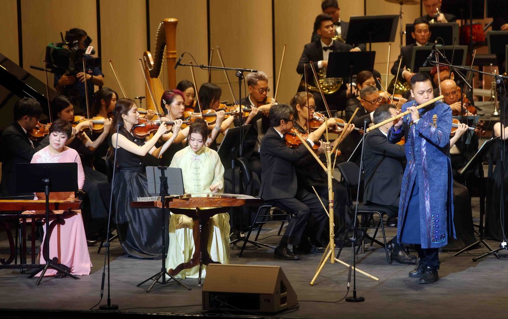 “Tổ quốc trong tim” - Bản hoà ca của niềm tự hào và khát vọng phát triển - Ảnh 3. “Tổ quốc trong tim” - Bản hoà ca của niềm tự hào và khát vọng phát triển - Ảnh 3.