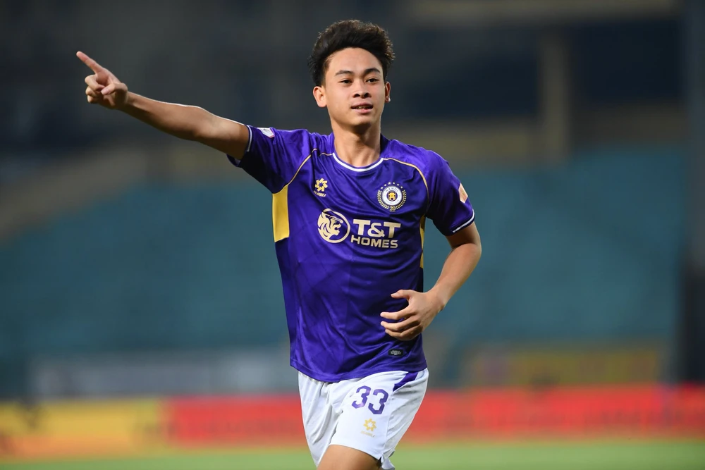 Phát hiện 20 tuổi của Hà Nội FC khiến V-League thêm thú vị - Ảnh 3.