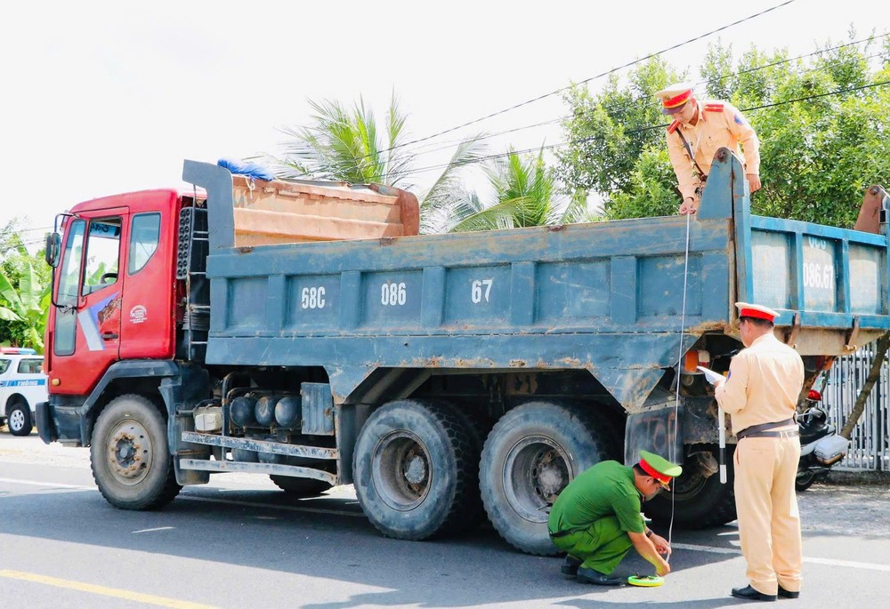 Ngày 1/5, toàn quốc xảy ra 48 vụ tai nạn giao thông - Ảnh 1.