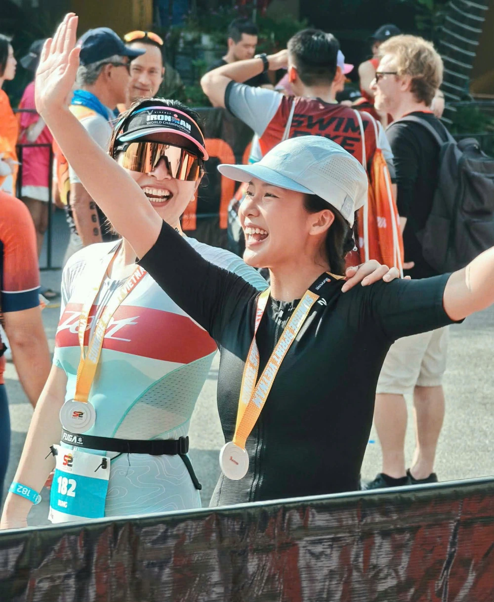 Khả Ngân lập thành tích ấn tượng tại IRONMAN Sprint Đà Nẵng - Ảnh 1.