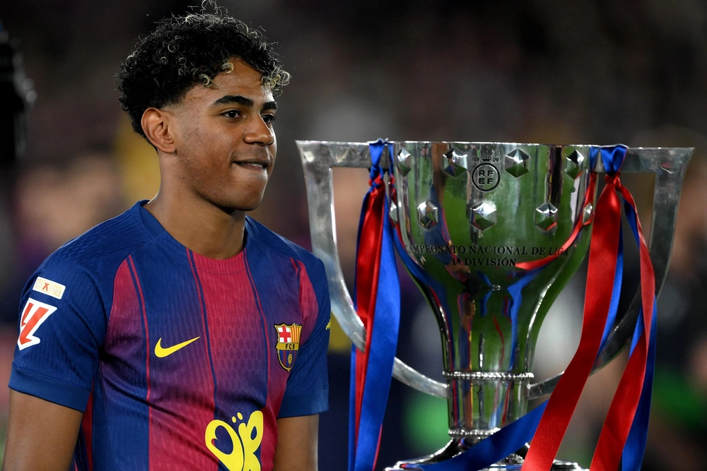 Lamine Yamal có 3 chức vô địch La Liga ở tuổi 18, vượt qua thành tích của Ronaldo - Ảnh 1.